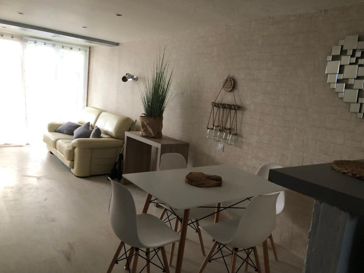 ארל Un Duplex Pour 4 Personne Residence De Vacances מראה חיצוני תמונה